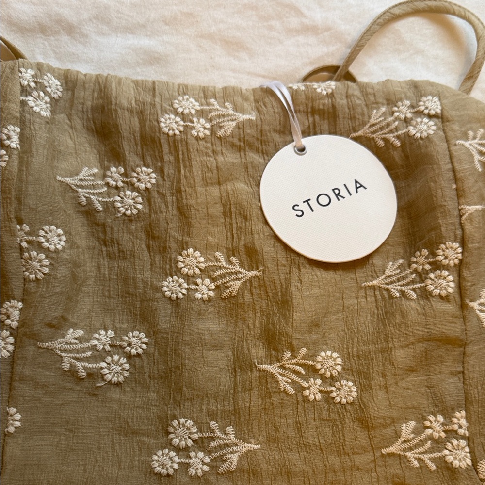 Storia Khaki Dress with White Floral Embroidery